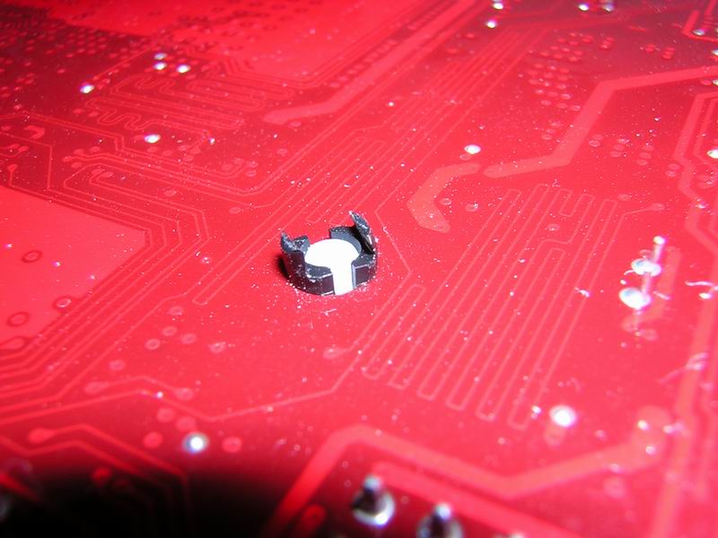 Fixation carte mère 2